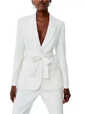 French Connection
Women's Whisper Belted Blazer